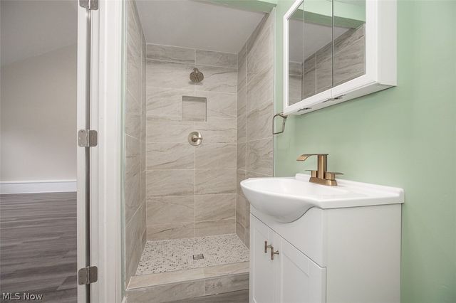 7520 W Wallings Road, North Royalton, OH 44133