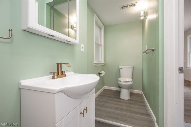 7520 W Wallings Road, North Royalton, OH 44133