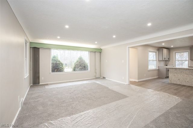 7520 W Wallings Road, North Royalton, OH 44133