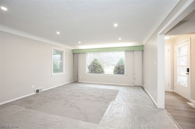 7520 W Wallings Road, North Royalton, OH 44133