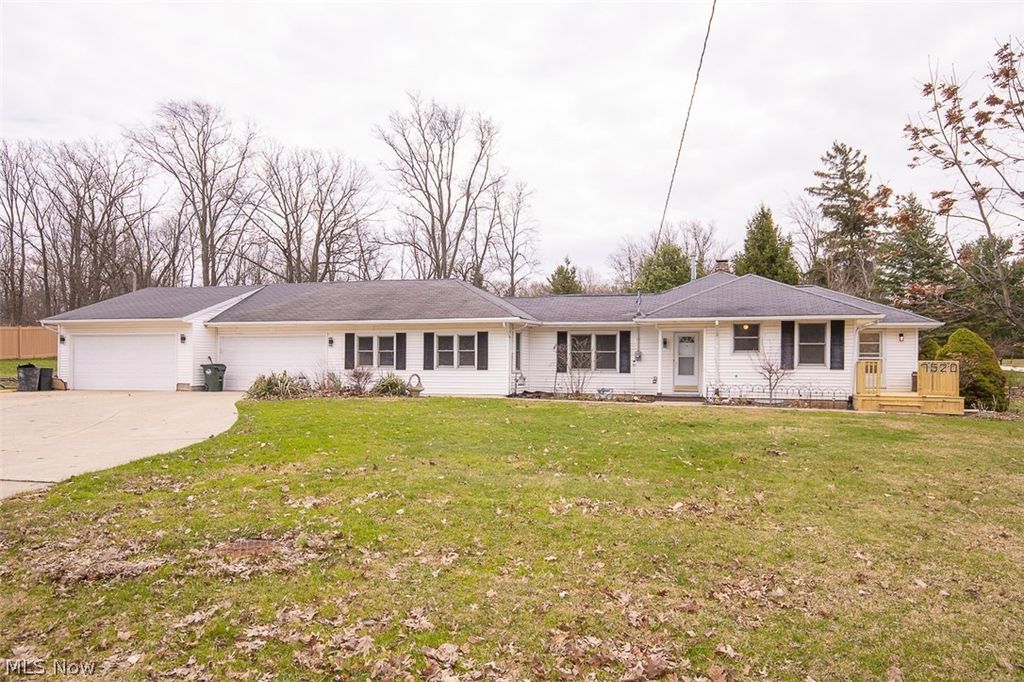 7520 W Wallings Road, North Royalton, OH 44133