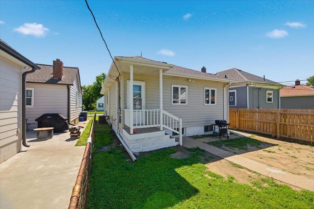 1908 S 10TH Street, Council Bluffs, IA 51501