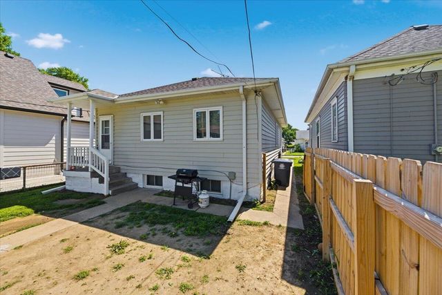 1908 S 10TH Street, Council Bluffs, IA 51501