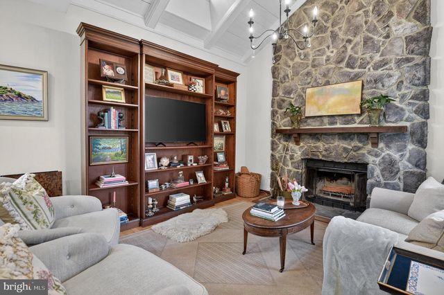 10714 BREWER HOUSE, Rockville, MD 20852