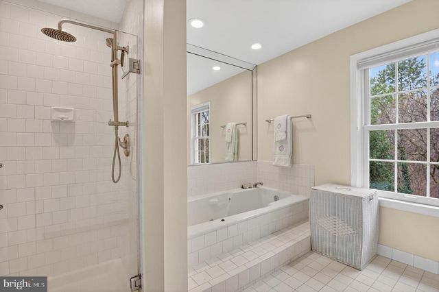 10714 BREWER HOUSE, Rockville, MD 20852