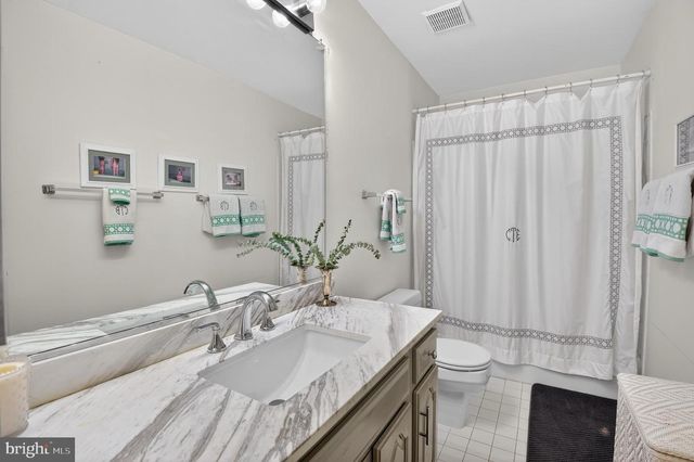 10714 BREWER HOUSE, Rockville, MD 20852