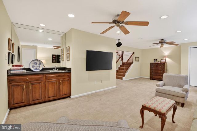 10714 BREWER HOUSE, Rockville, MD 20852