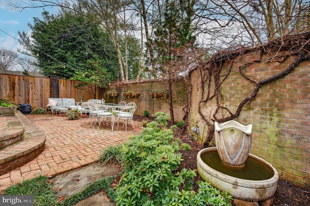 10714 BREWER HOUSE, Rockville, MD 20852