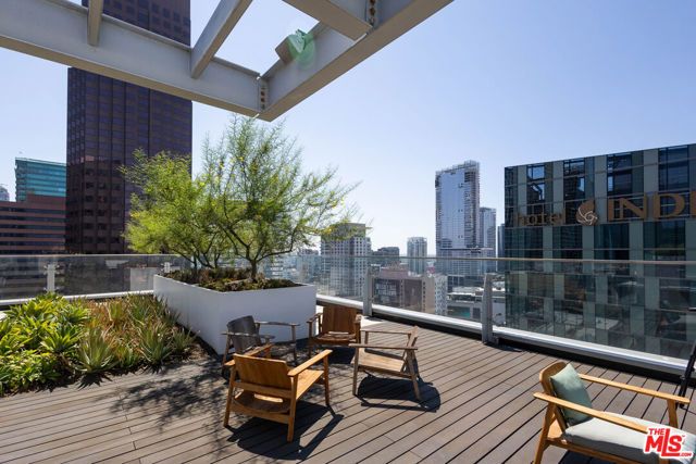 877 Francisco Street 1903, Los Angeles, CA 90017
