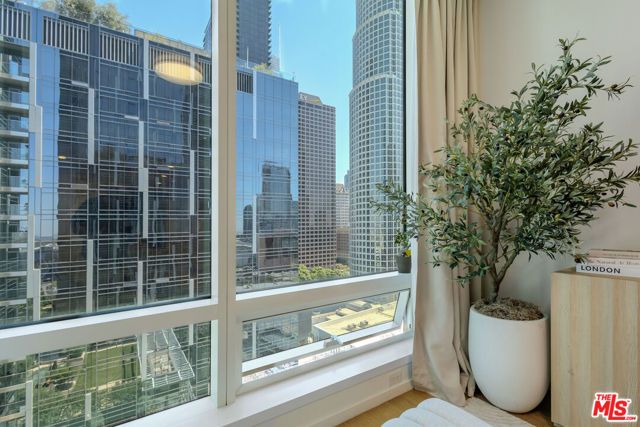 877 Francisco Street 1903, Los Angeles, CA 90017