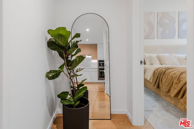 877 Francisco Street 1903, Los Angeles, CA 90017