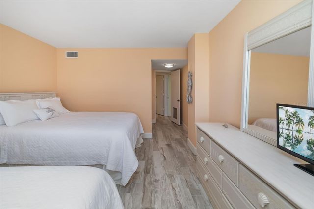 5920 MIDNIGHT PASS ROAD 704, Sarasota, FL 34242