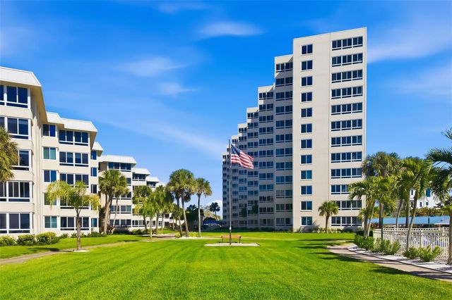 5920 MIDNIGHT PASS ROAD 704, Sarasota, FL 34242