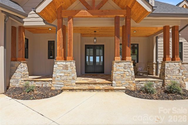 8058 Edgewater Drive, Norwood, NC 28128