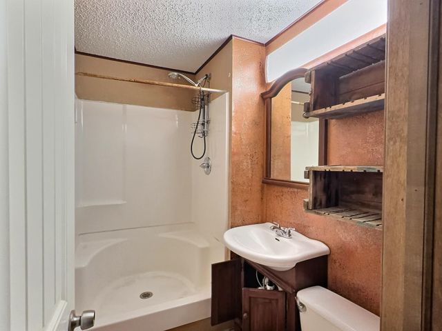 1528 N Yale Blvd, Wichita, KS 67208