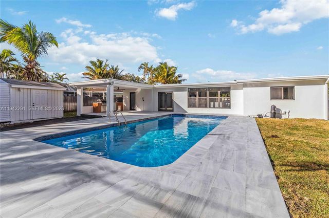 5420 Lincoln St, Hollywood, FL 33021