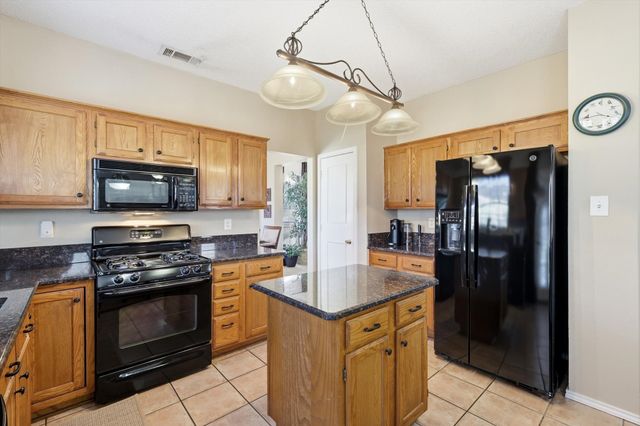 2048 Brookville Lane, Flower Mound, TX 75028