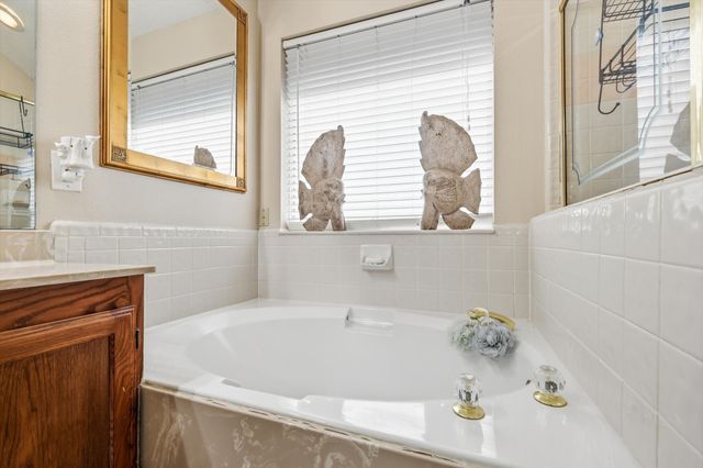 2048 Brookville Lane, Flower Mound, TX 75028