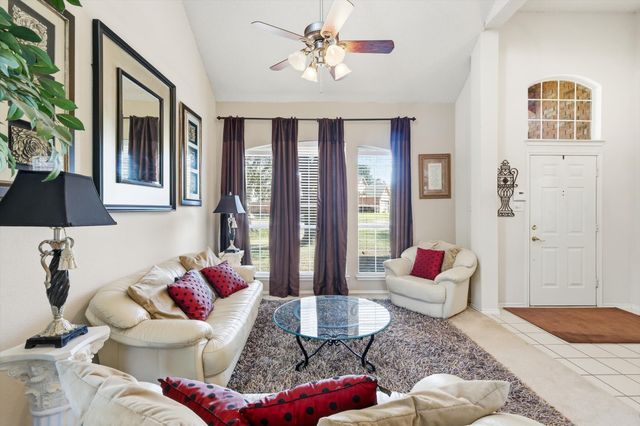 2048 Brookville Lane, Flower Mound, TX 75028