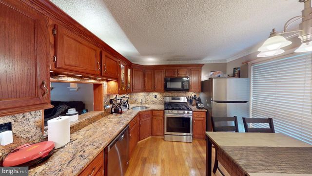 3 FILLMORE PL, Lawrence Township, NJ 08648