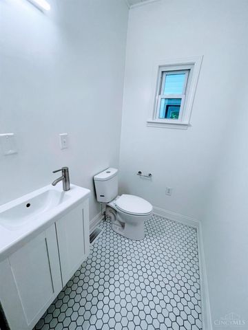 5131 Globe Avenue, Norwood, OH 45212