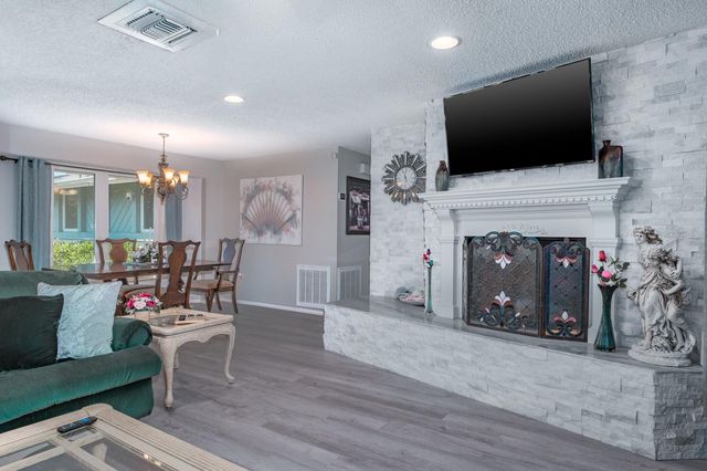 501 LAKEVIEW DRIVE, Oldsmar, FL 34677