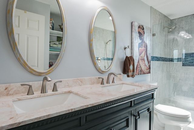 501 LAKEVIEW DRIVE, Oldsmar, FL 34677