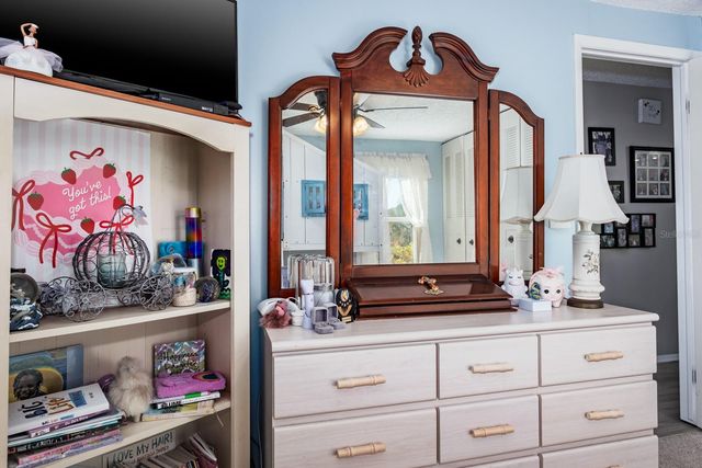 501 LAKEVIEW DRIVE, Oldsmar, FL 34677