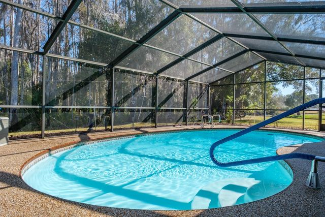 501 LAKEVIEW DRIVE, Oldsmar, FL 34677