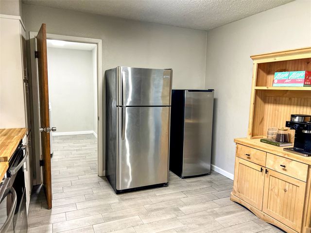 810 N Avenue F, Clifton, TX 76634