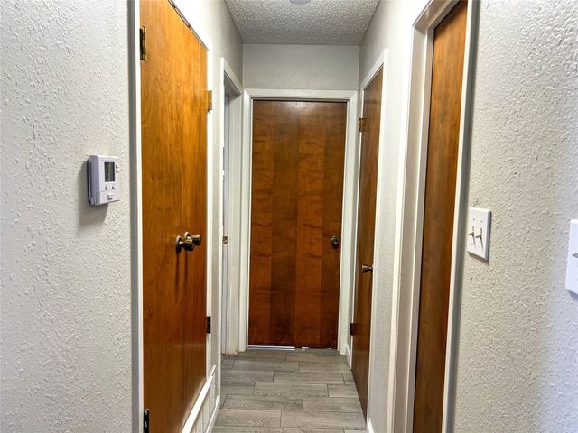 810 N Avenue F, Clifton, TX 76634