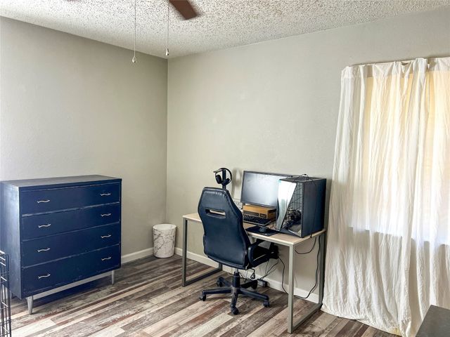 810 N Avenue F, Clifton, TX 76634