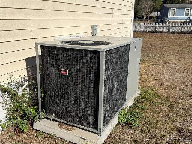 8156 N Princess Avenue, Dunnellon, FL 34433