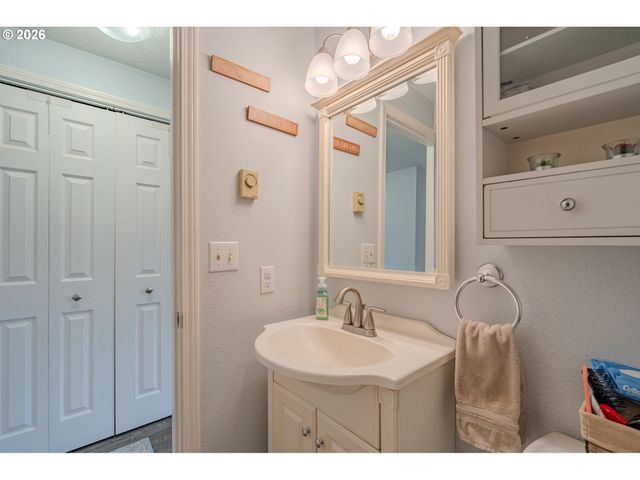 14218 Ne 14TH St, Vancouver, WA 98684