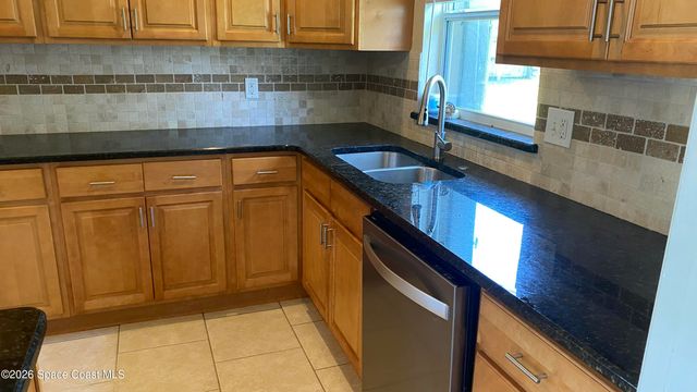 2125 Emerald Court, Merritt Island, FL 32953