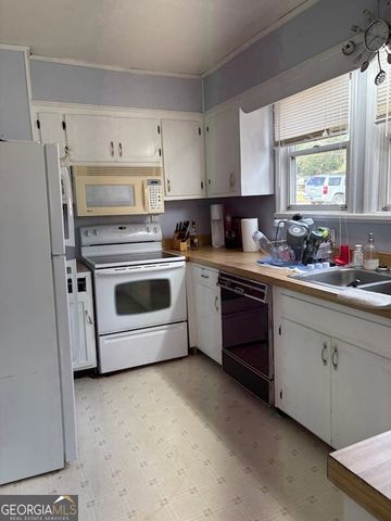 508 Pine Street, West Point, GA 31833