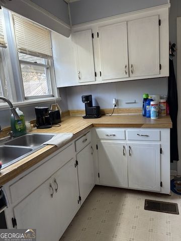 508 Pine Street, West Point, GA 31833