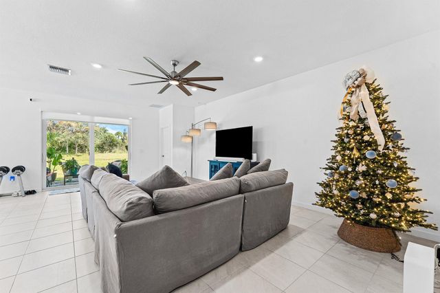 5958 SE Sky Blue Circle, Stuart, FL 34997