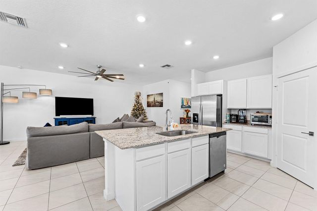 5958 SE Sky Blue Circle, Stuart, FL 34997