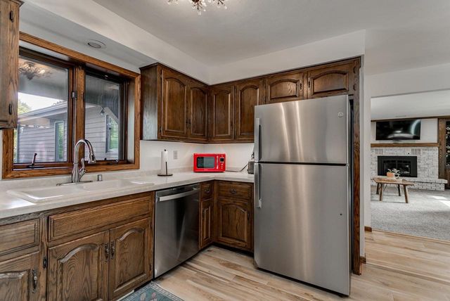 2317 W APPLEGATE DRIVE, Appleton, WI 54914