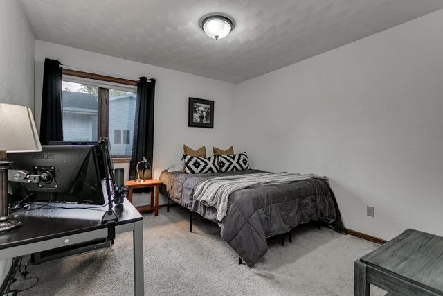 2317 W APPLEGATE DRIVE, Appleton, WI 54914