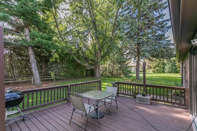 2317 W APPLEGATE DRIVE, Appleton, WI 54914