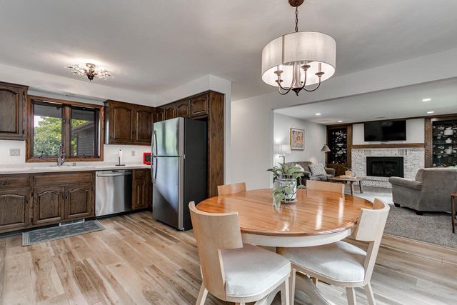 2317 W APPLEGATE DRIVE, Appleton, WI 54914