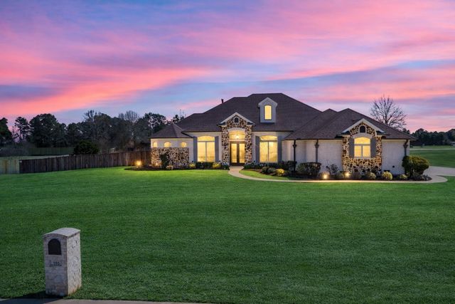 155 Ashbriar Lane, Longview, TX 75605