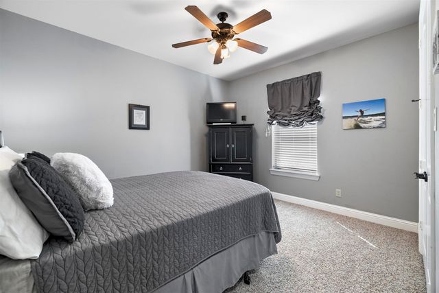 155 Ashbriar Lane, Longview, TX 75605