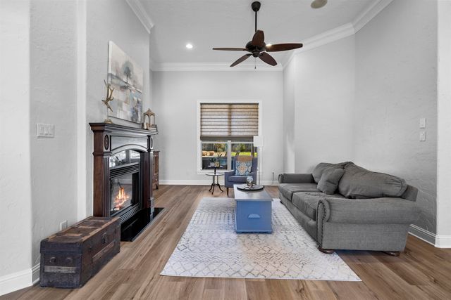 155 Ashbriar Lane, Longview, TX 75605