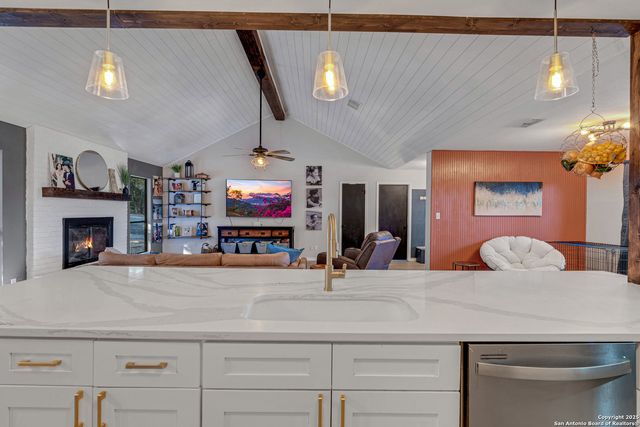 2665 Casey Road, Bulverde, TX 78163