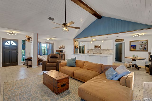 2665 Casey Road, Bulverde, TX 78163