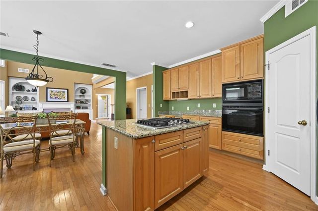 3945 Summit Gate Drive, Suwanee, GA 30024