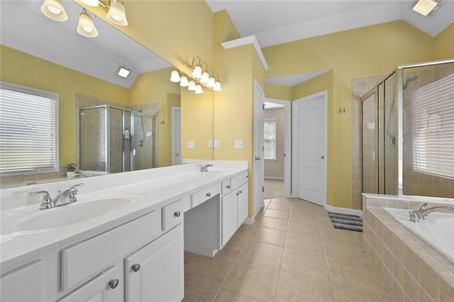 3945 Summit Gate Drive, Suwanee, GA 30024